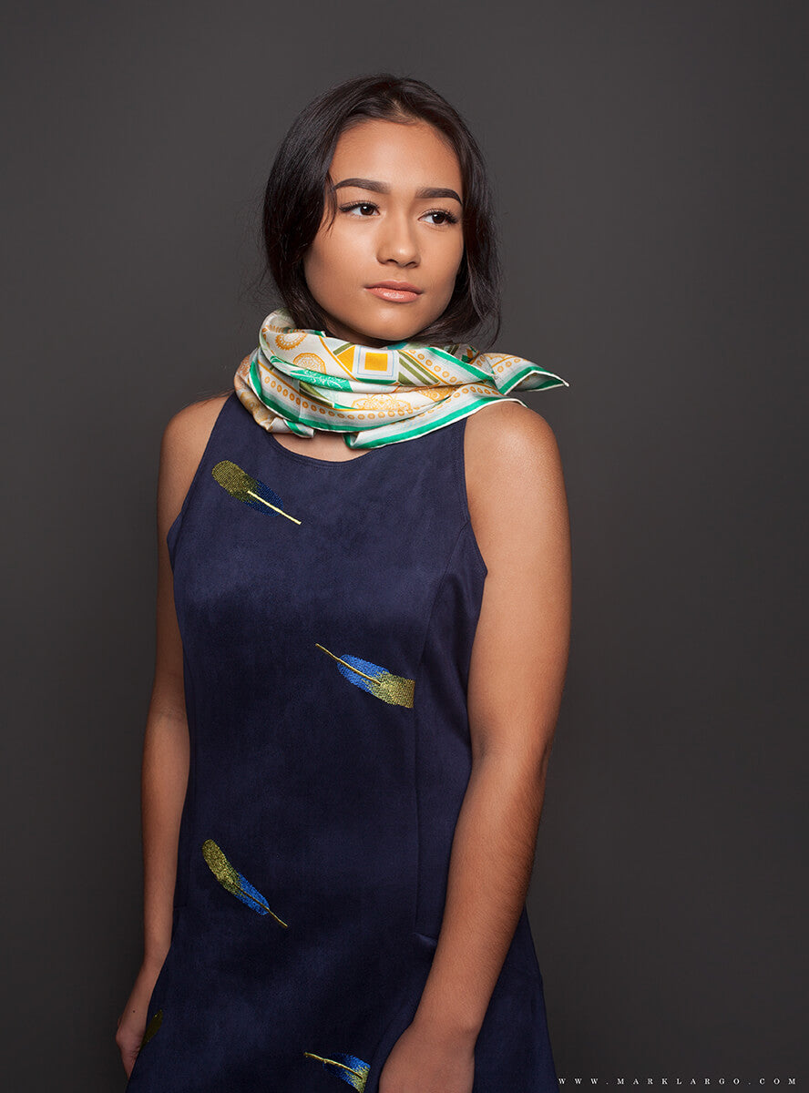 Silk Scarf of Autumn Memory